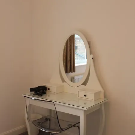 Fabulous One Bedroom In Centre Appartamento