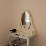 Fabulous One Bedroom In Centre דירה